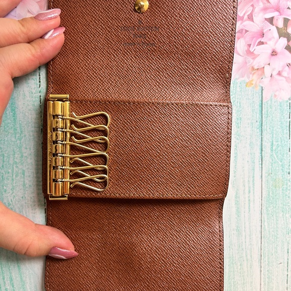 LV 6 key holder in monogram canvas - Picture 5 of 9